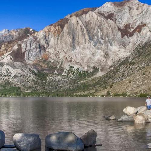 دریاچه های ماموت کالیفرنیا، پیاده روی، ماهی گیری و اسکی