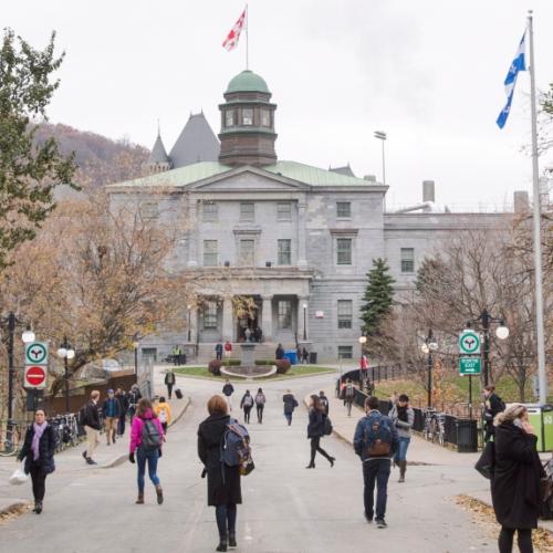 کمک مالی دولت کانادا به دانشجویان در سال 2021