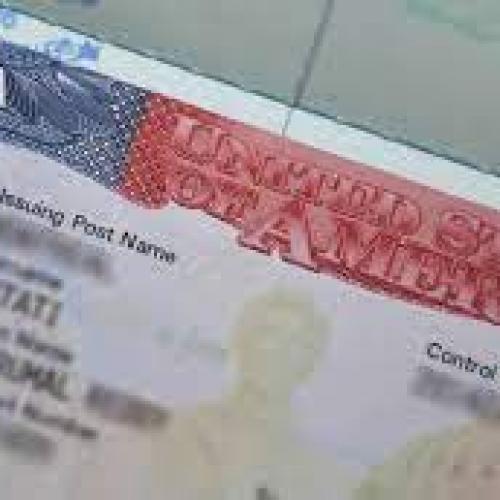 مراحل و مدارک مورد نیاز برای ویزای توریستی آمریکا (US B2)