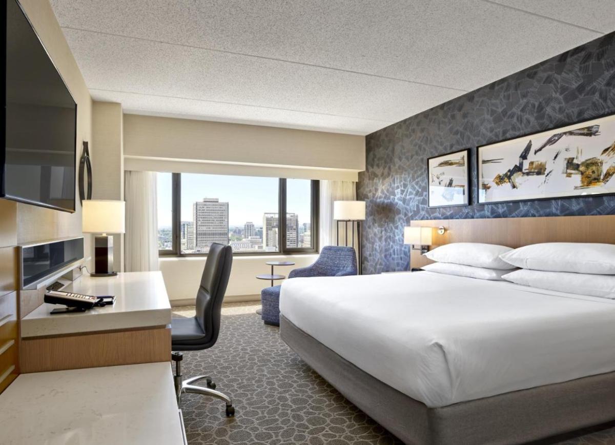 هتل دلتا بای مریوت کلگری (Delta Hotels by Marriott Calgary Downtown) 4 ستاره