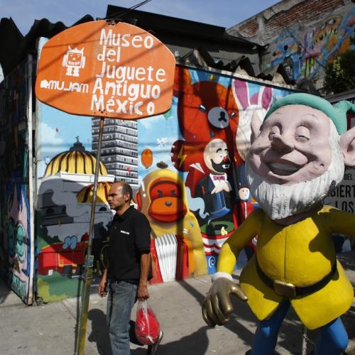موزه عروسک دل جوگت آنتیکو مکزیک (del Juguete Antiguo)