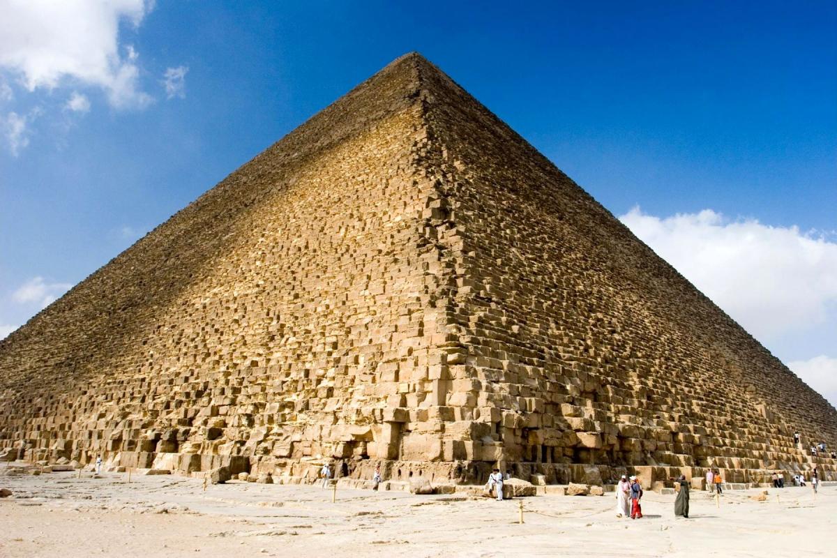 چگونگی ساخت اهرام ثلاثه مصر: کشف سیستم شگفت انگیز شیب دار باستانی