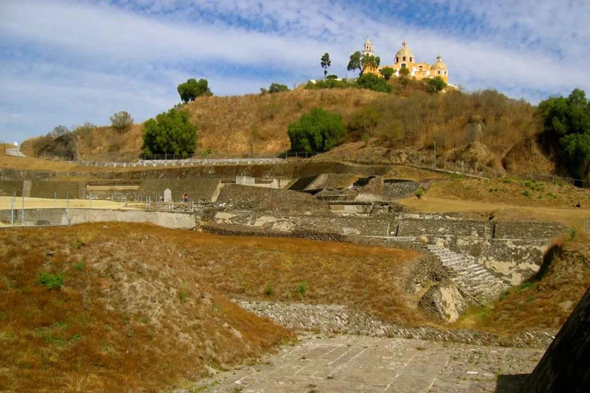 هرم بزرگ چولولا، غول پنهان و قلب تپنده فرهنگی مکزیک