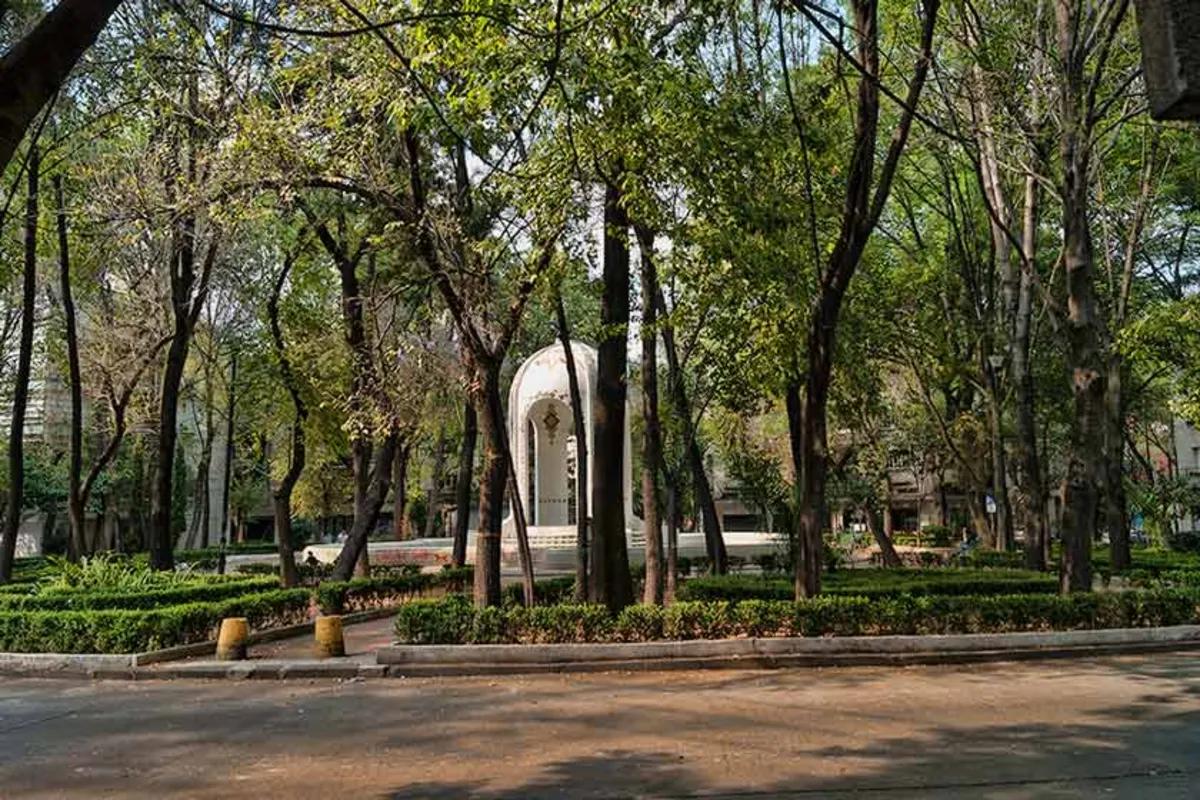 محله لا کوندسا (La Condesa): قلب بوهمی و معماری مکزیکو سیتی